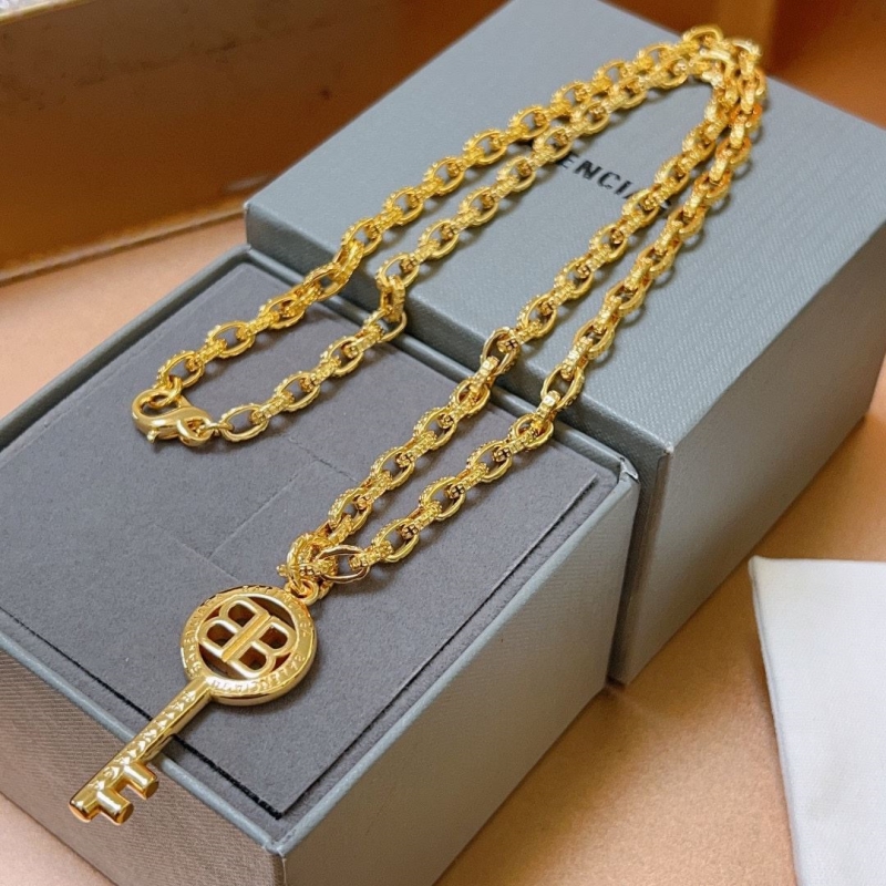 Ba1en*iaga necklaces